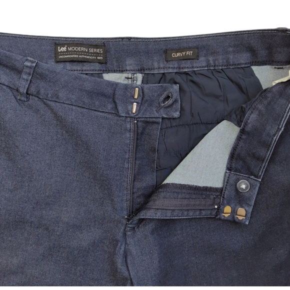 Lee Modern Series Curvy Fit Denim Chino Pants Stretch Women's Size 18 Med *READ - Picture 3 of 10